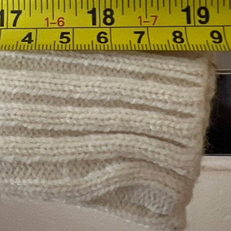 Vintage Demetre Heavy White Warm Knit Pullover *Dimensions In Pictures*