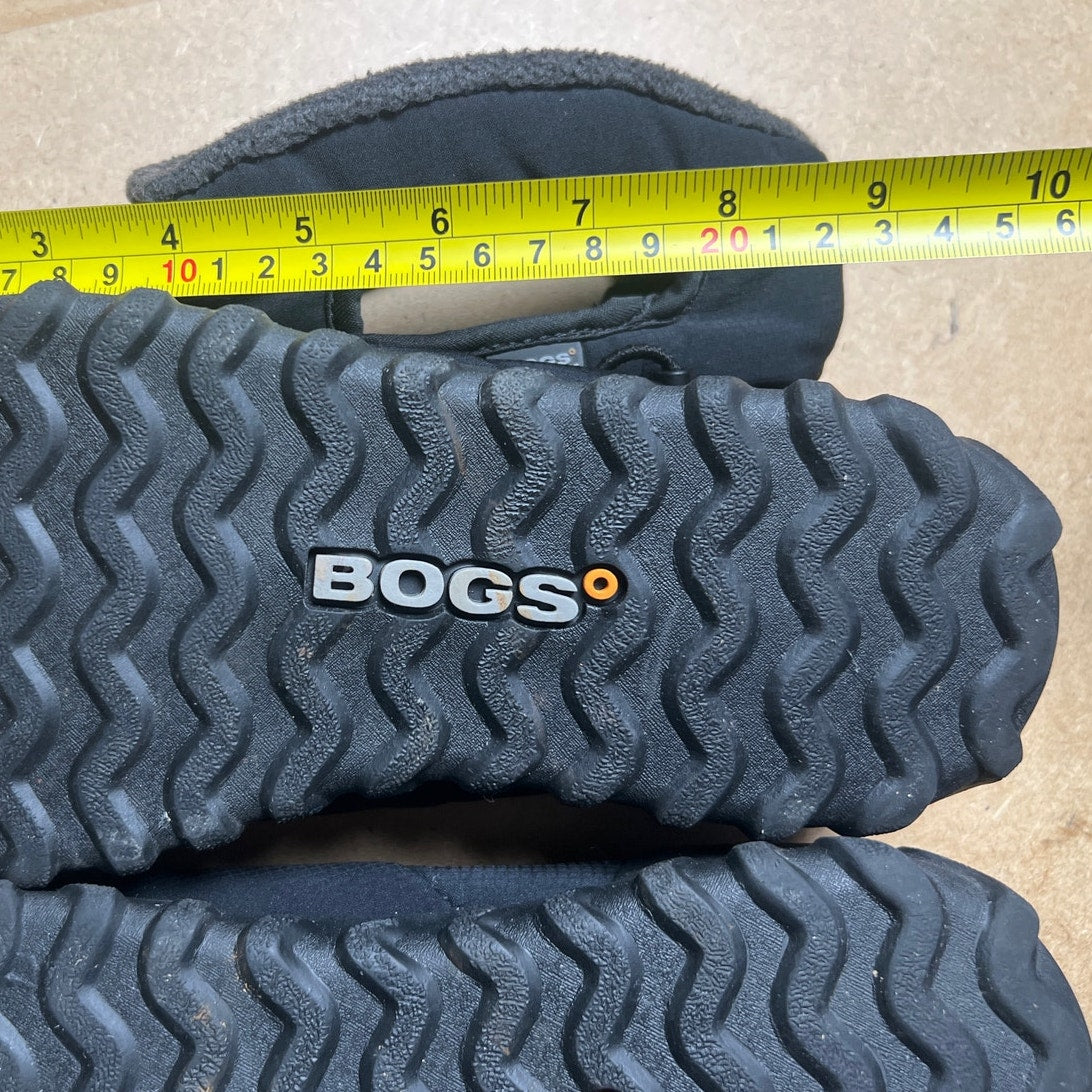 BOGS Black Youth Size 6 Lined Mud/Snow Boots