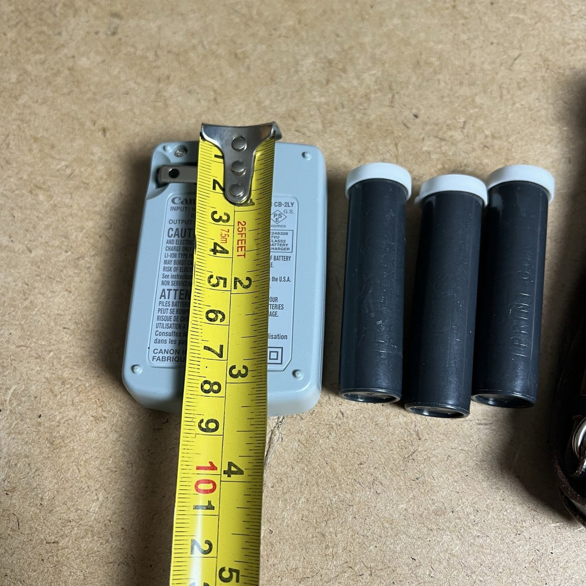 Canon CB-2LY Battery Charger Tool Kit Gray For Canon Cameras China With Strap
