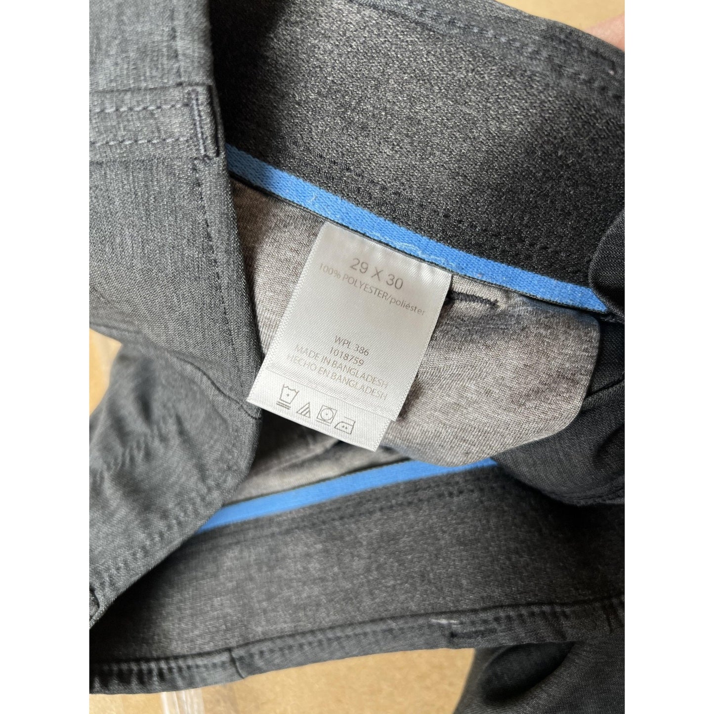Haggar Mens 29 Gray Chino Athletic Straight Flat Front Stretch H26 Move