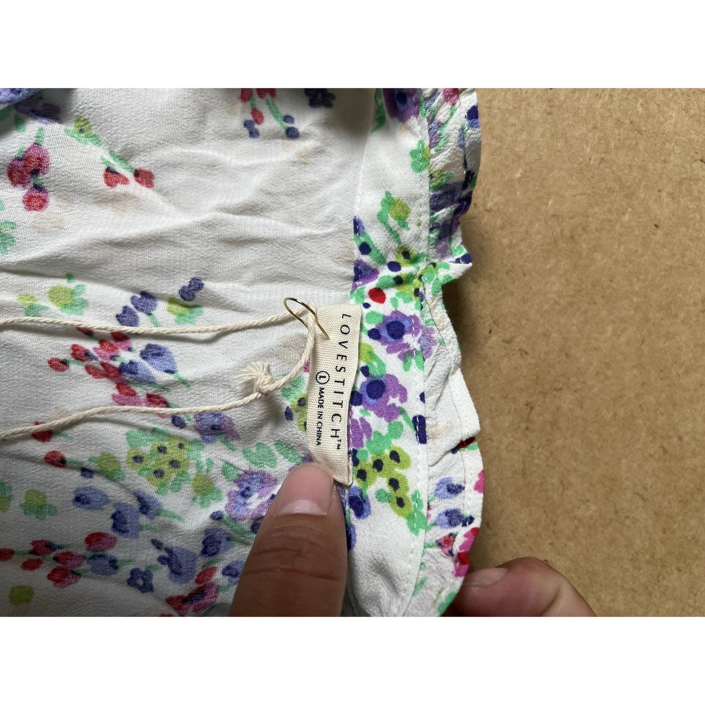Lovestitch Blouse Womens M White Floral V-Neck Short Sleeve Ruffle Button