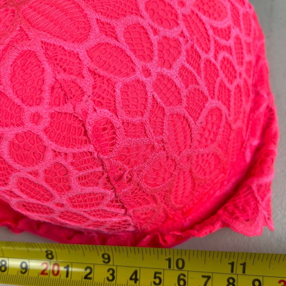 PINK Victoria Secret Size 34DD Racerback Bra Push-Up