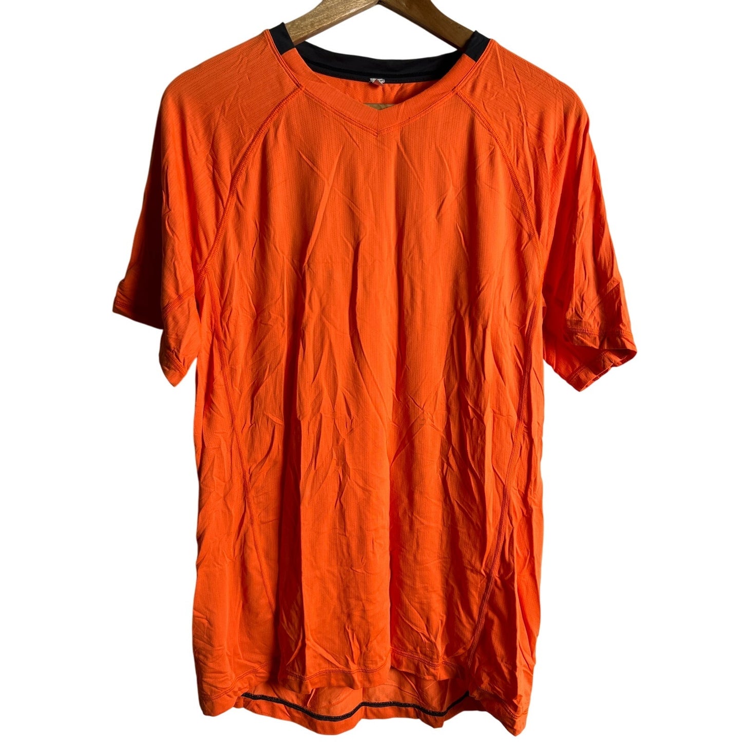 Lululemon Orange Metal Vent Tech Short Sleeve Men M T-Shirt