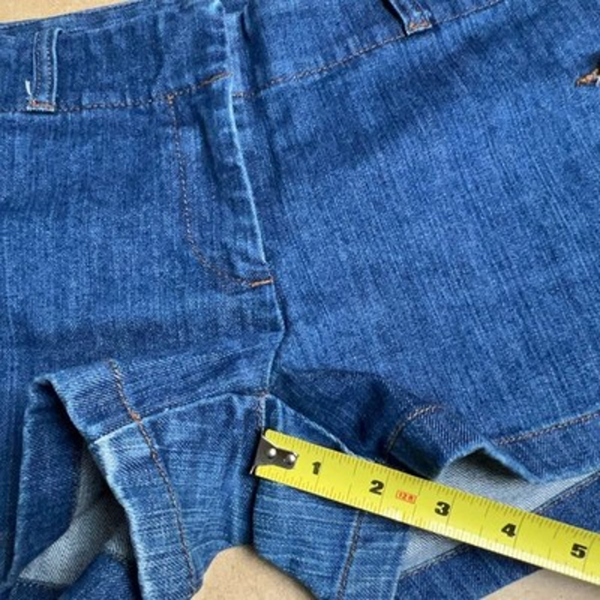J.CREW Hot Pants Womens 26 Blue Denim Cotton Slim 3 Inseam Zip Button Pockets