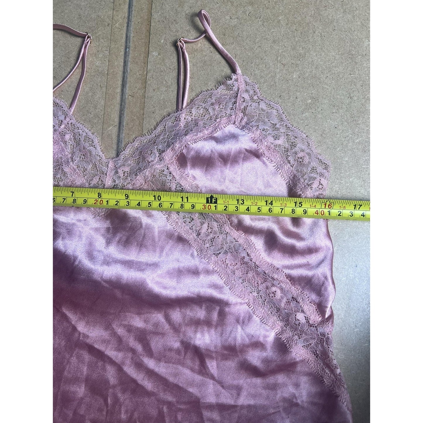 Victoria's Secret Tank Womens M Pink Satin Lace Camisole Sleepwear Lingerie Top