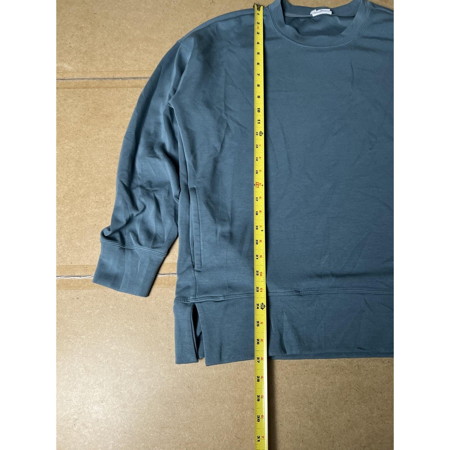 SAE Collective Sweater Womens L Green Pullover Lightweight Oversized Crewneck