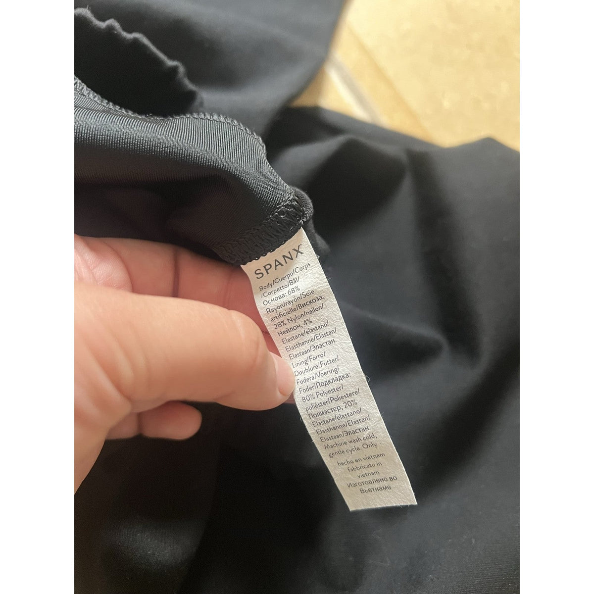 SPANX Pants Womens M Black Jogger Elastic Waist Pockets Tapered Cuffed Stretch