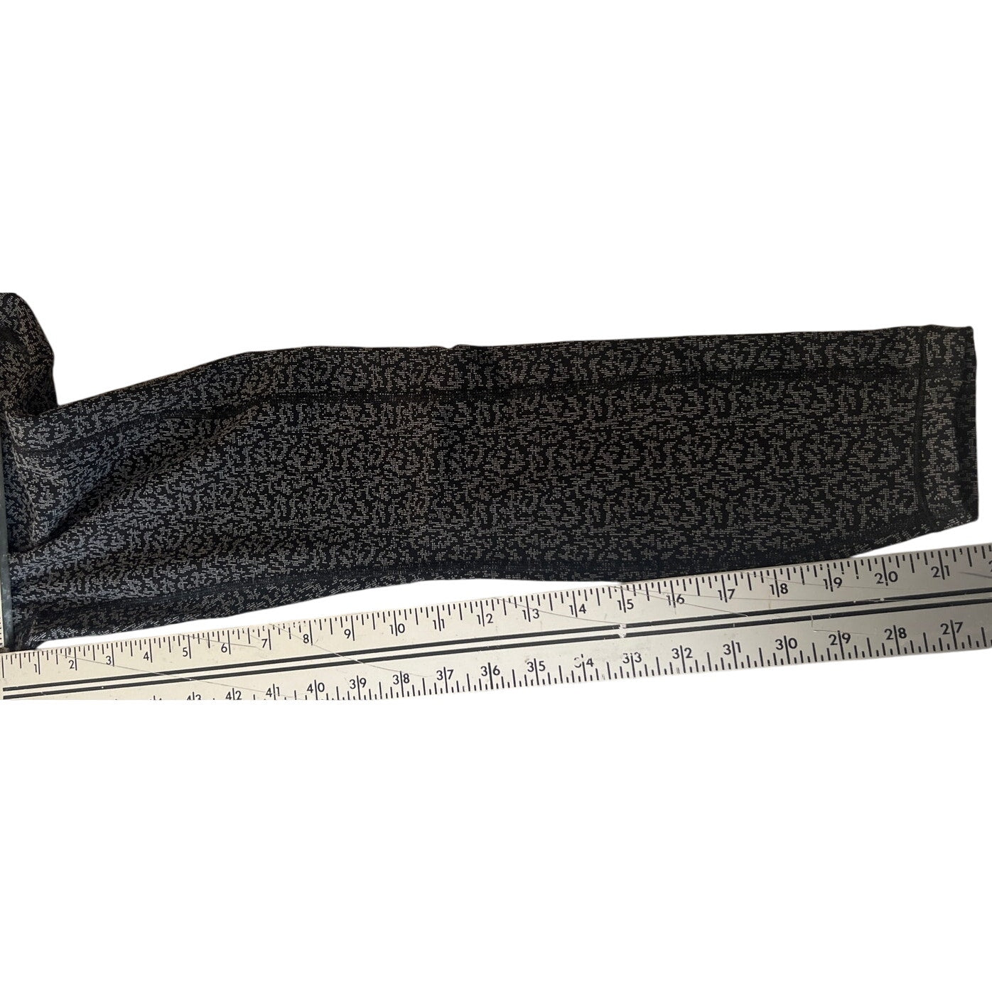 Athleta The Ultimate Stash Pocket Textured 7/8 Leggings Size S