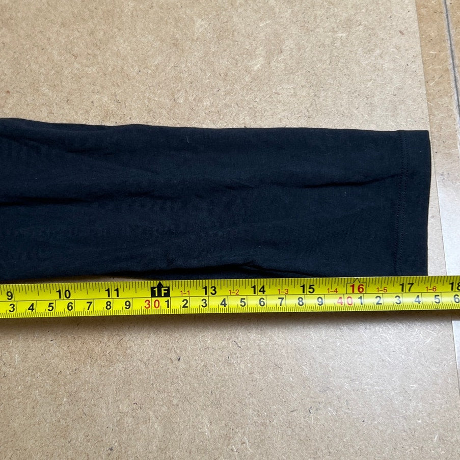 NWT Essential long Sleeve Navy Blue Men Medium Top