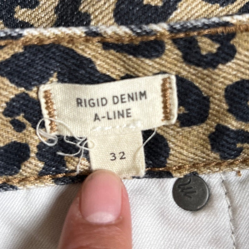 Madewell Rigid Denim A-Line Mini Skirt in Leopard Print Size 32