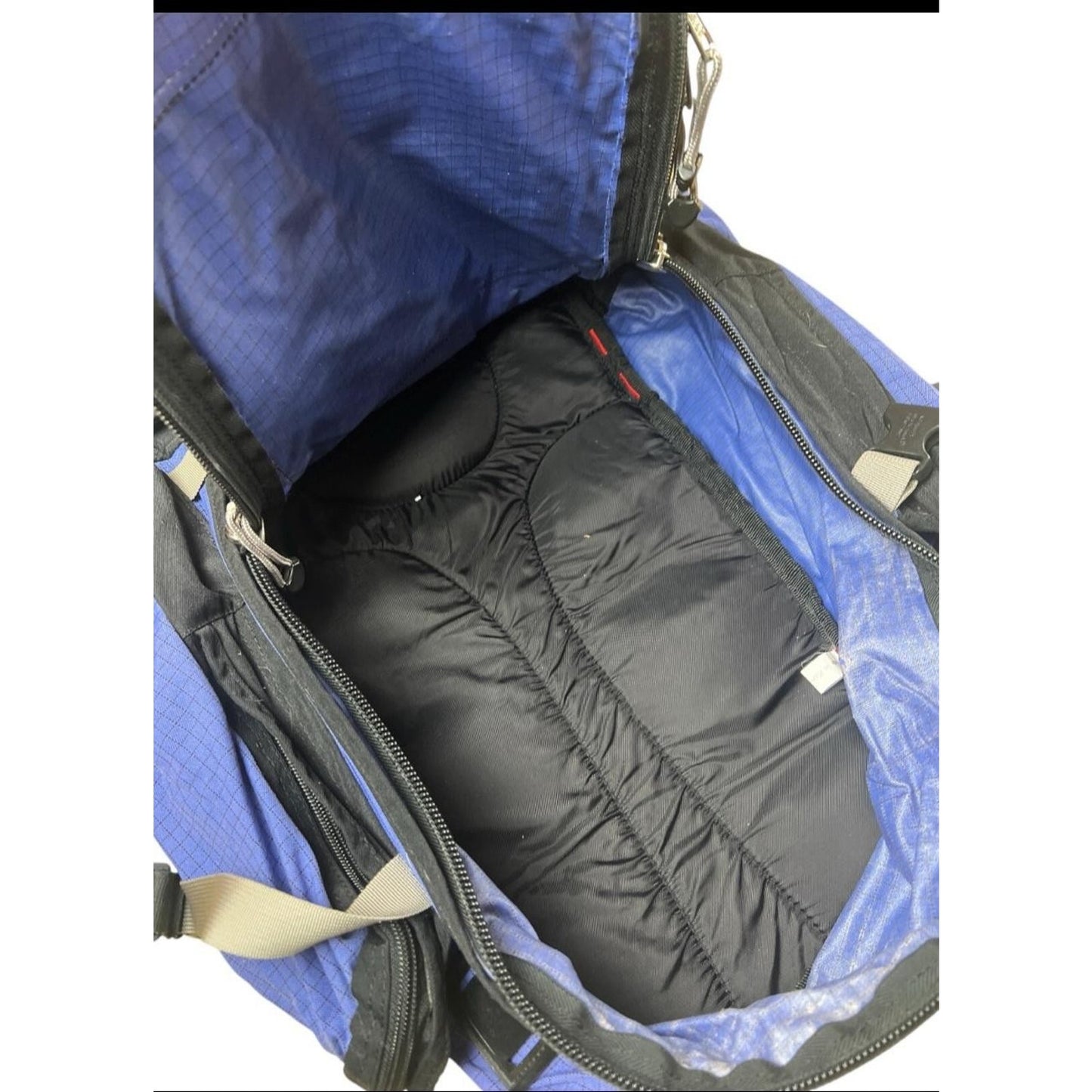 REI Alpine Hiking Backpack Blue Black Nylon Padded Hip Belt Mens One Size Travel