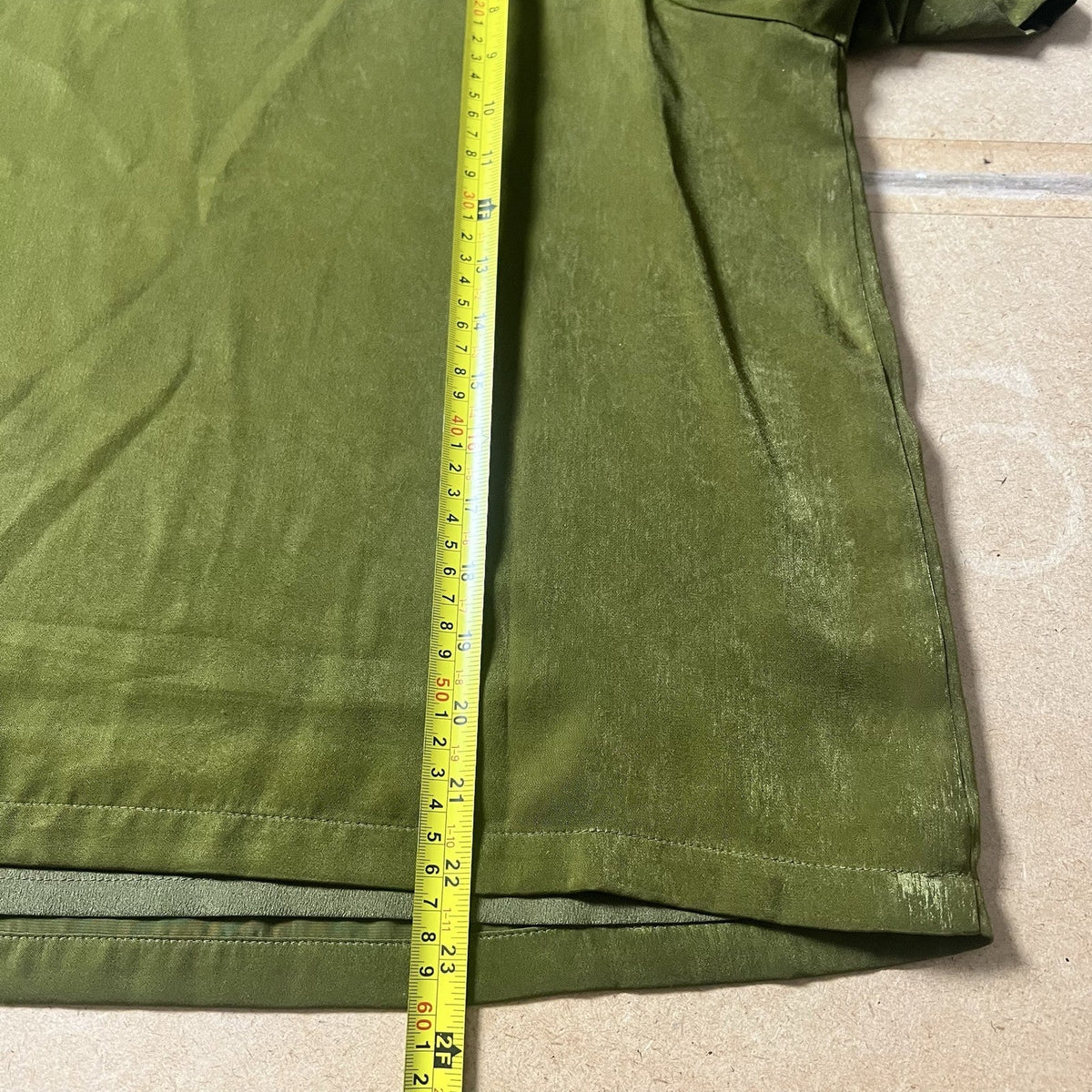 DKNY Blouse Womens XL Green Satin Square Neck Elegant Zip Ruffle Short Sleeve