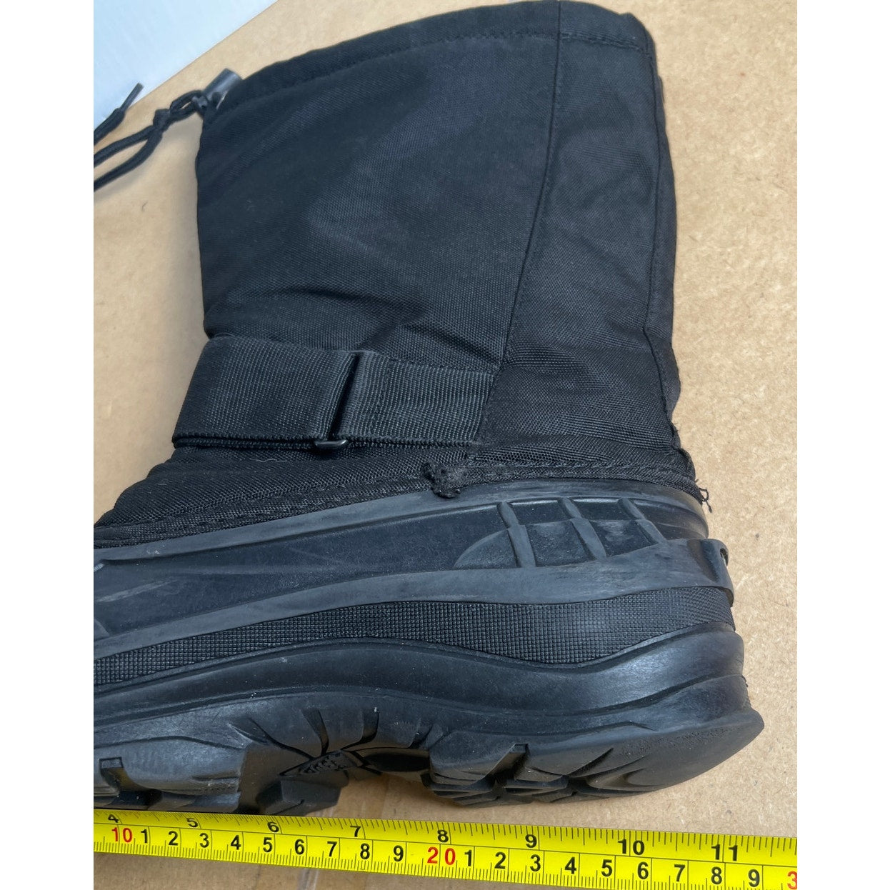 Kamik Greenwood Winter Snow Boots Men's Size 9 lack Water Resistant Felt Lined