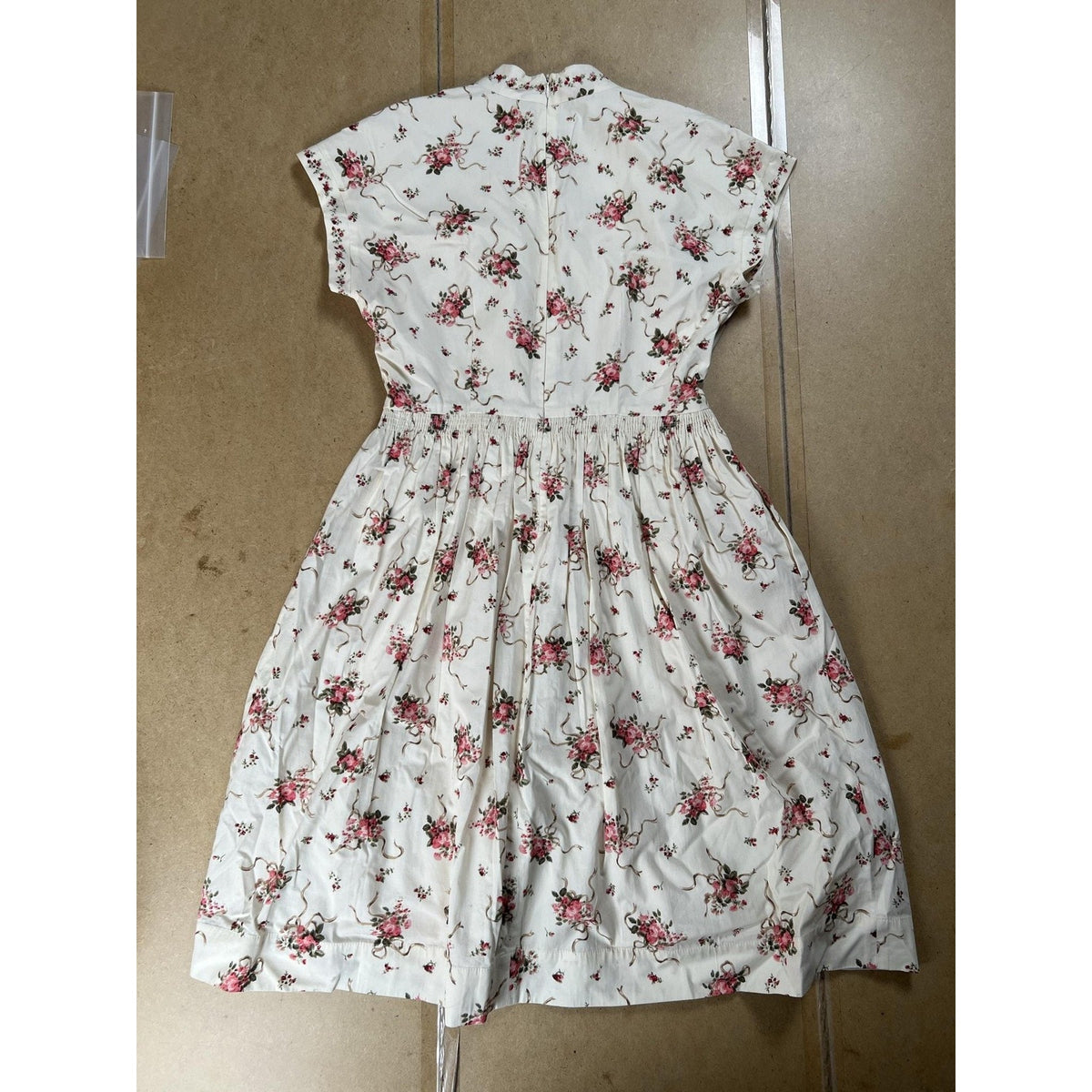 Gal Meets Glam Dress Womens 4 White Floral Knee Length Fit & Flare V-Neck