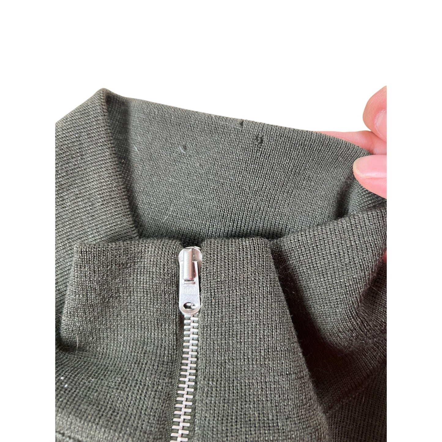 S.N.S. Herning Sweater Size L Olive Pure Wool Knit Full Zip Made in Denmark