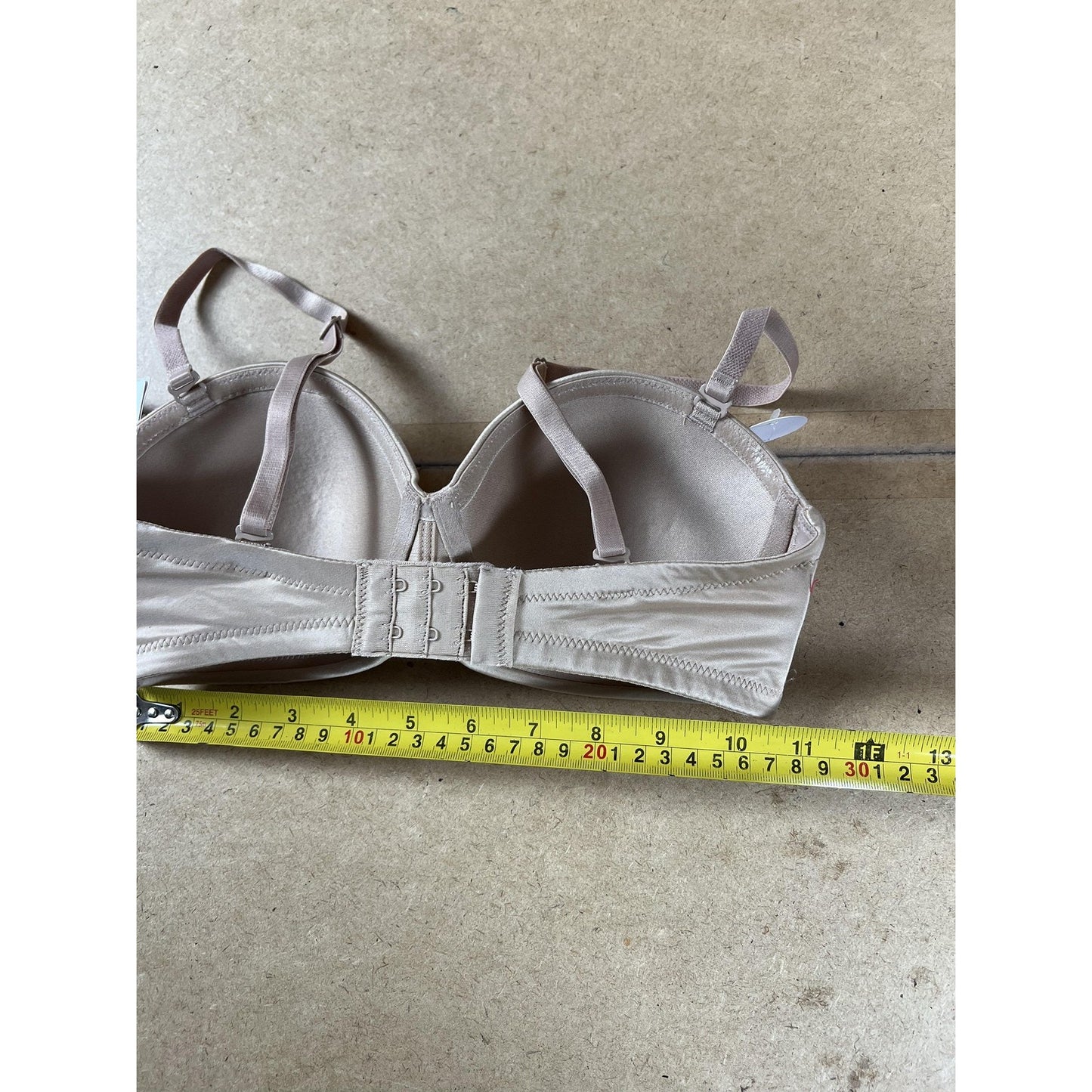 B.tempt'd Bra Womens 30C Beige T-Shirt Molded Padded Wireless Microfiber