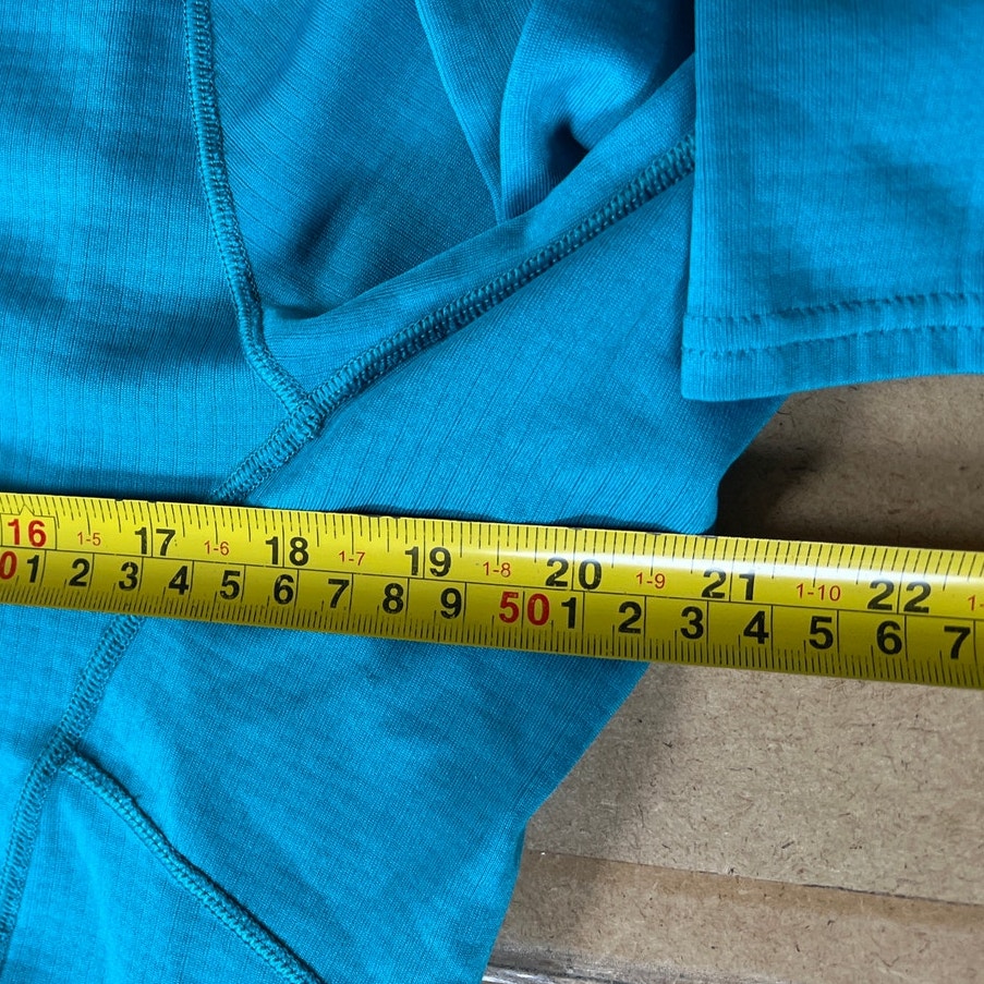 Patagonia Capilene Midweight Baselayer Crew Women’s Polartec Green Size L