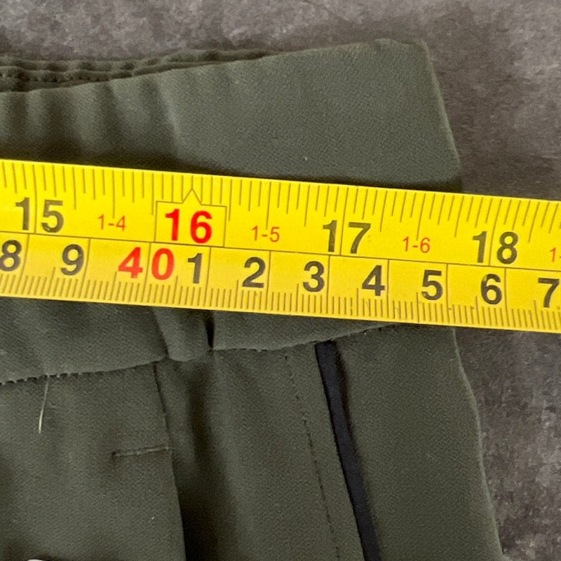 Lululelomen Size 12 NWT Straight Leg Sweats Green Women