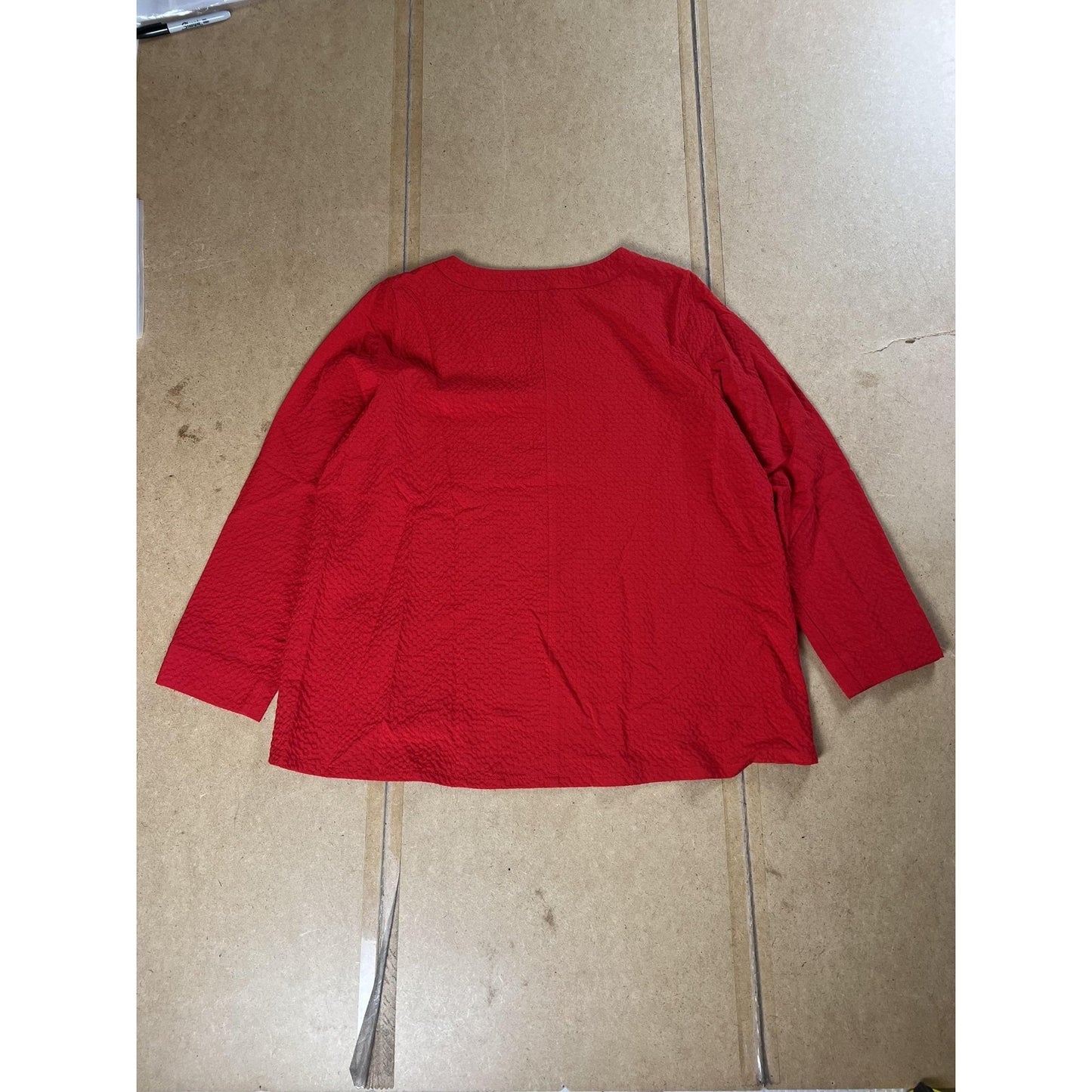 Habitat Tunic Womens M Red 3/4 Sleeve Round Neck Button Accent Jersey Stretch