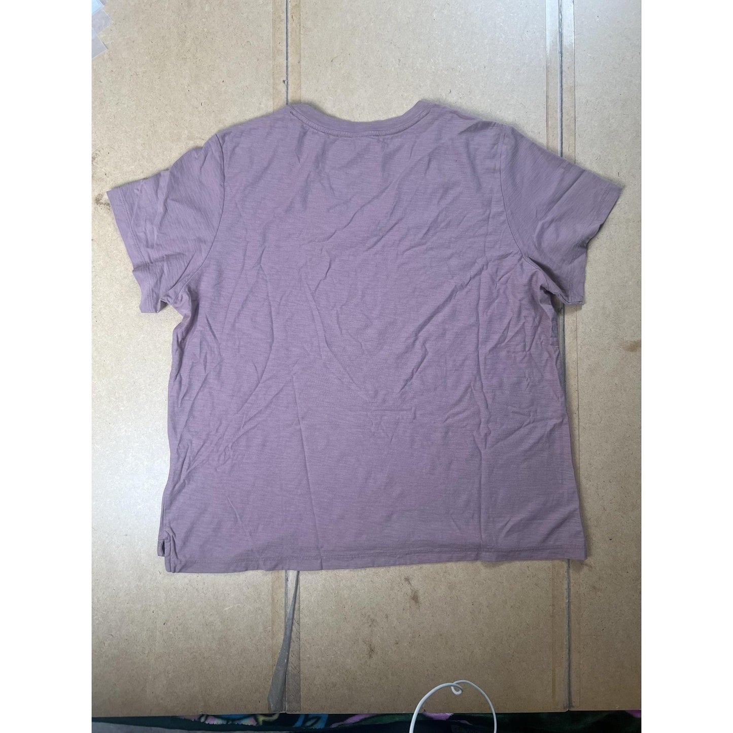 Bombas T-Shirt Womens XL Purple V-Neck 100% Cotton Lightweight Tagless