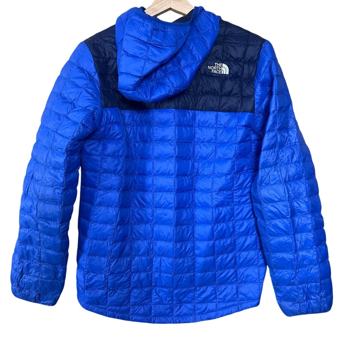 The North Face Thermoball Hooded Puffer Jacket Blue Embroidered Logo Boys Large