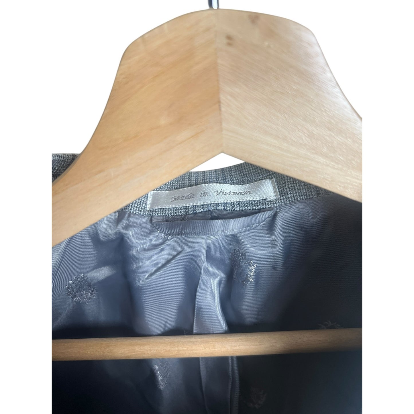 Unbranded Made In Vietnam Plaid Gray Suit Blazer *Dimensions In Pictures*