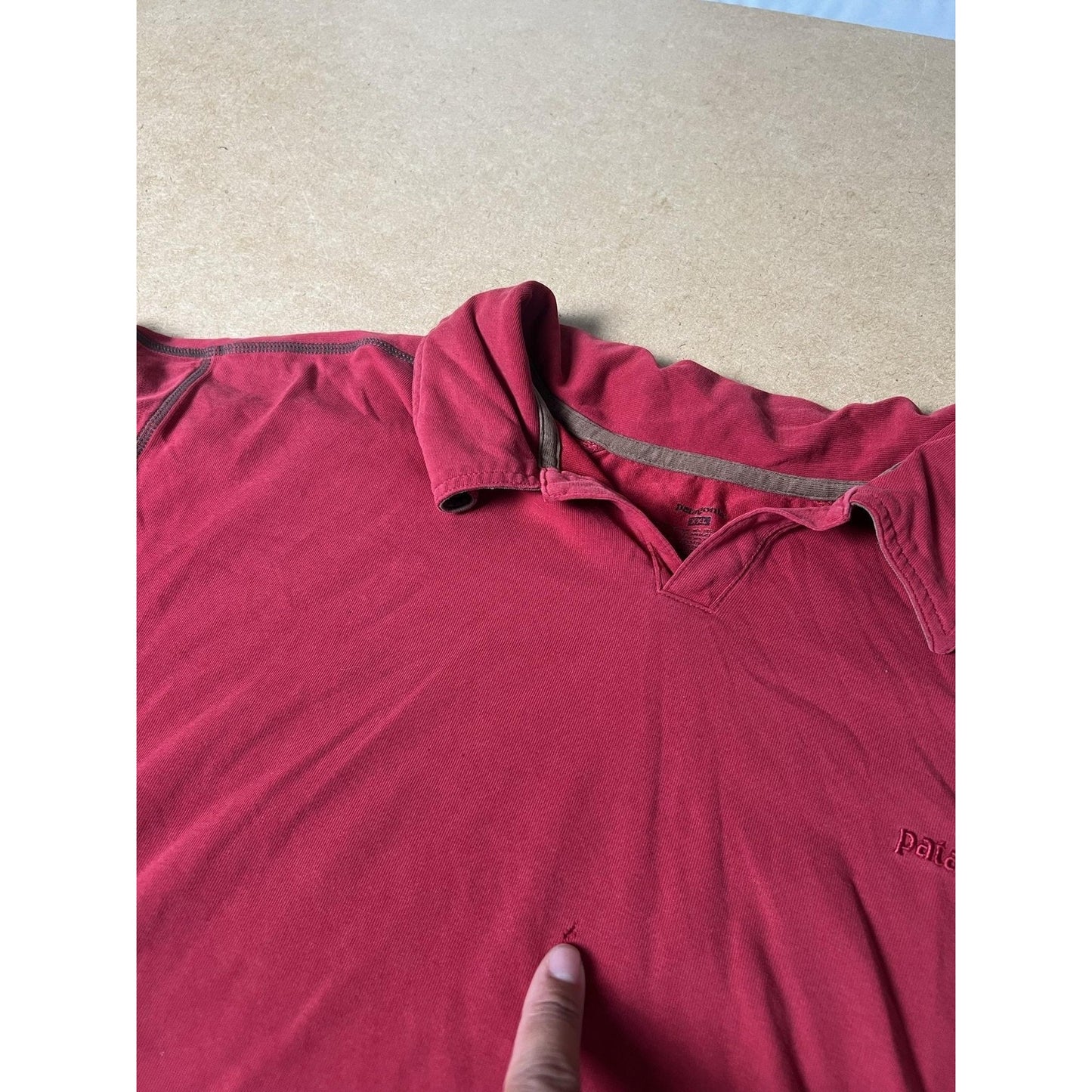 Patagonia Shirt Mens 2XL Red Cotton Collared Tagless Logo Basic Summer