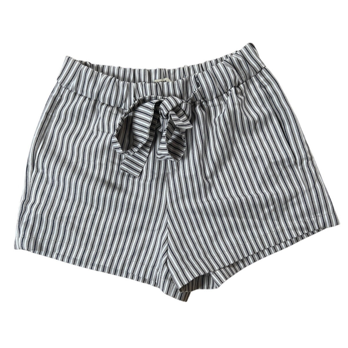 Pull & Bear Women Black And White Short Size S