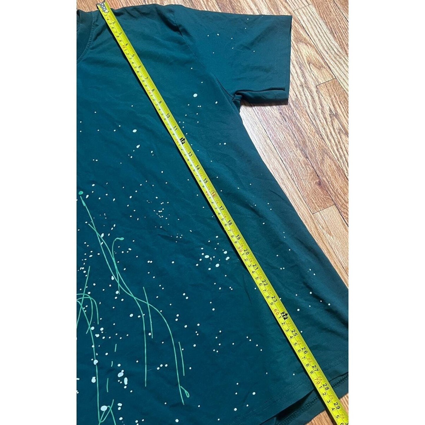 Essentials Inspired Fear Of God Paint Splatter t shirt M *Dimensions In Picture*