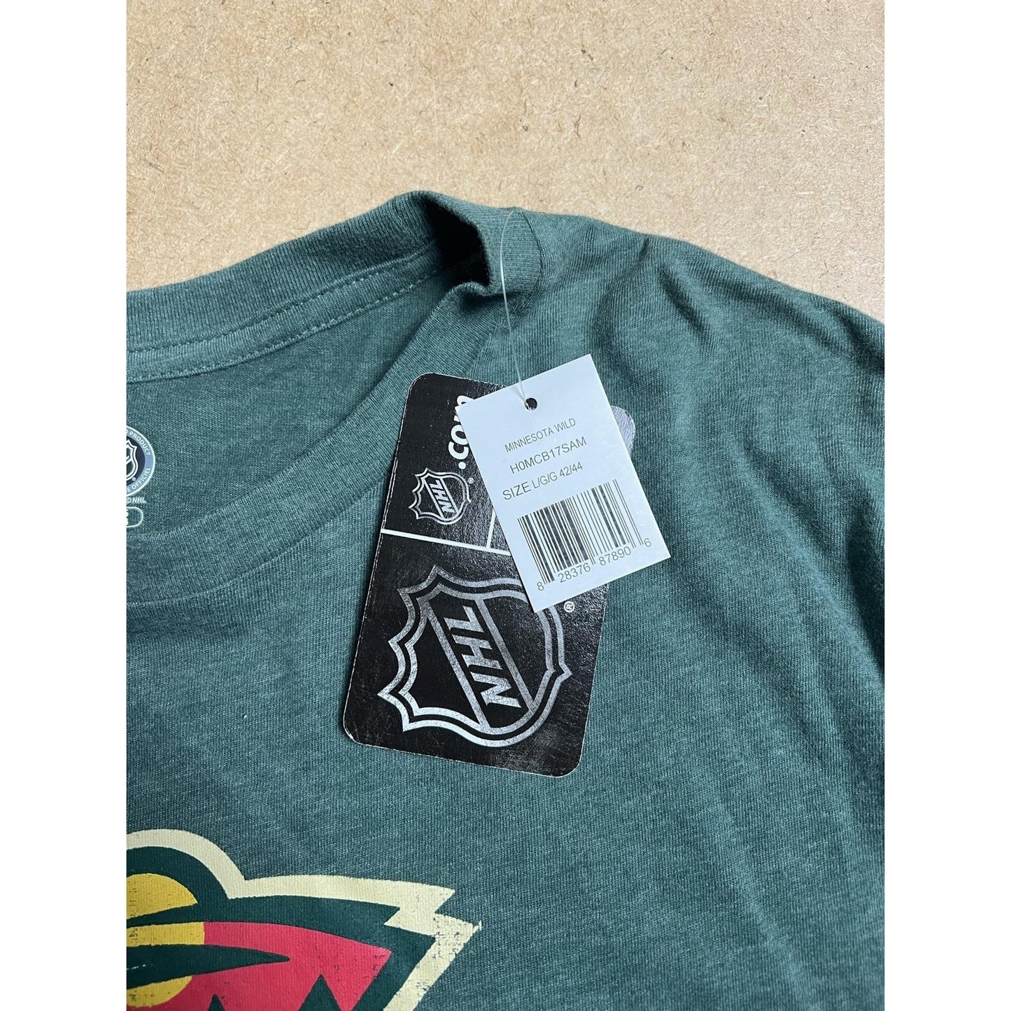 NHL Shirt Mens L Green Minnesota Wild Logo Graphic Tagless Cotton Blend Hockey