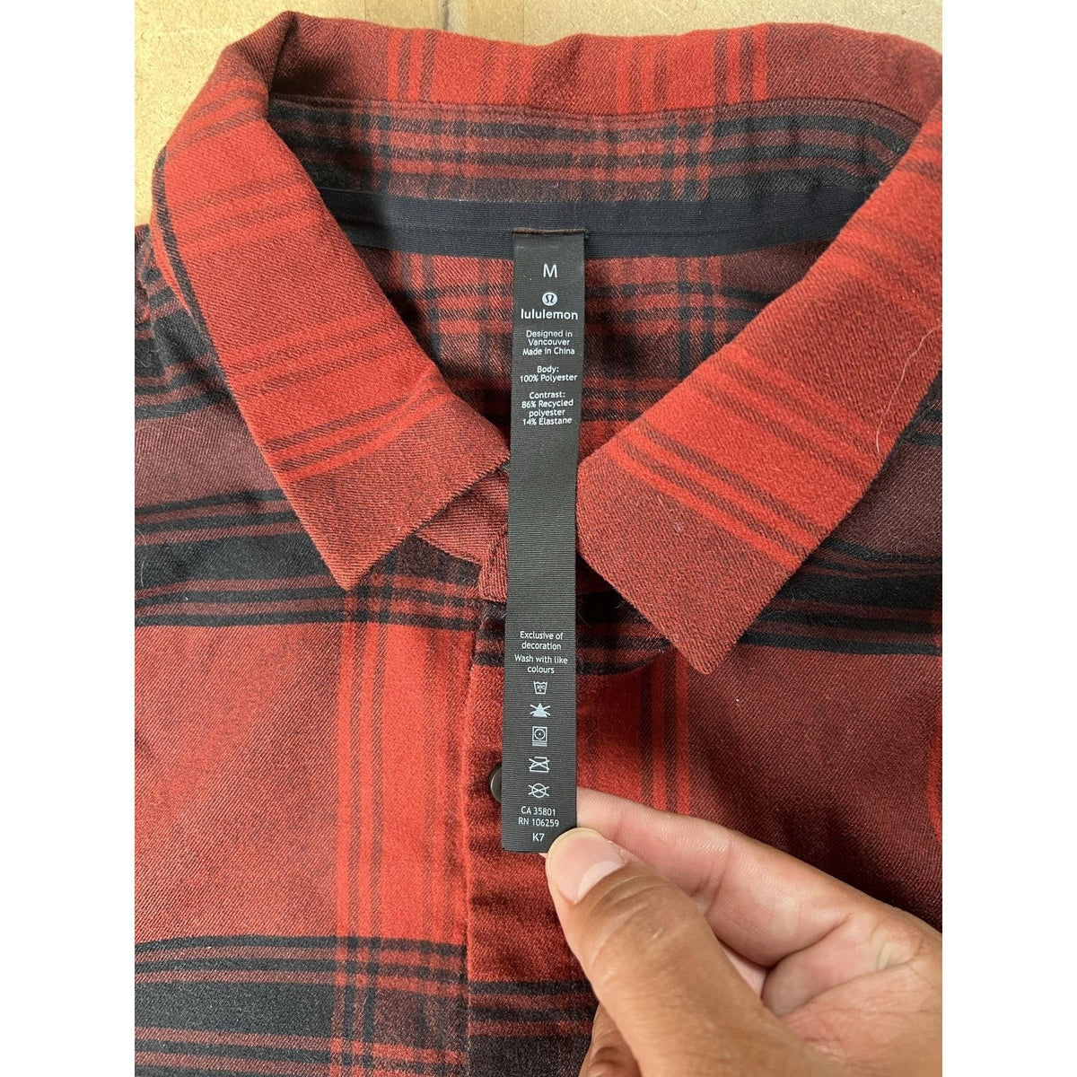 Lululemon Shirt Mens M Red Plaid Long Sleeve Flannel Button Up Collared Casual