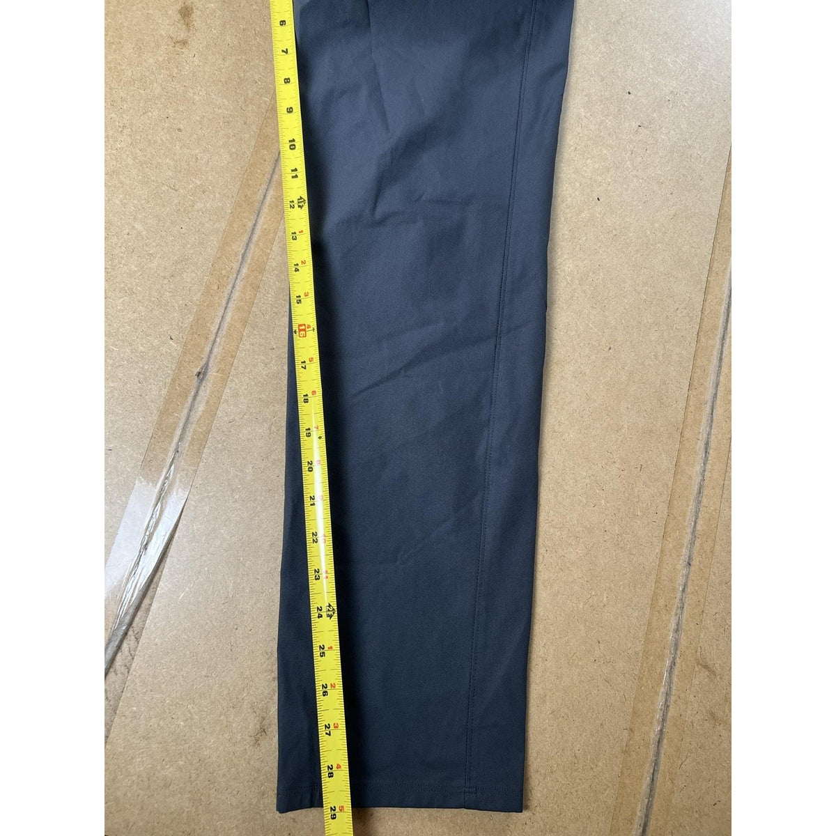 Vuori Pants Mens 32x32 Gray Chino Slim Tapered Microfiber Travel Casual