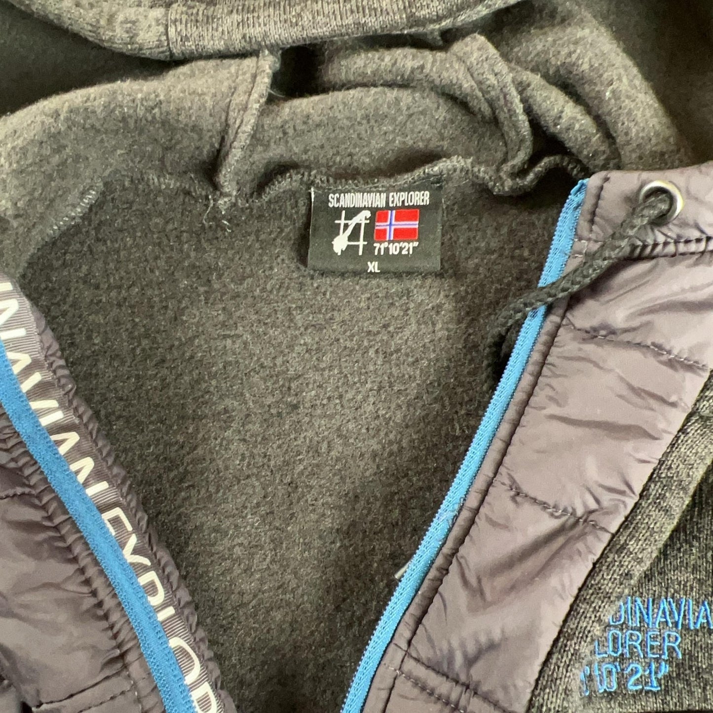 Scandinavian Explorer Jacket XL Gray Polyester Hooded Quilted Zip Front