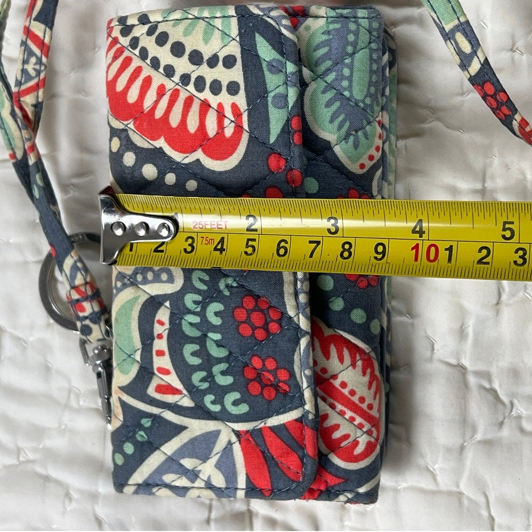 Vera Bradley Wristlet With Multiple Compartments Floral Print
