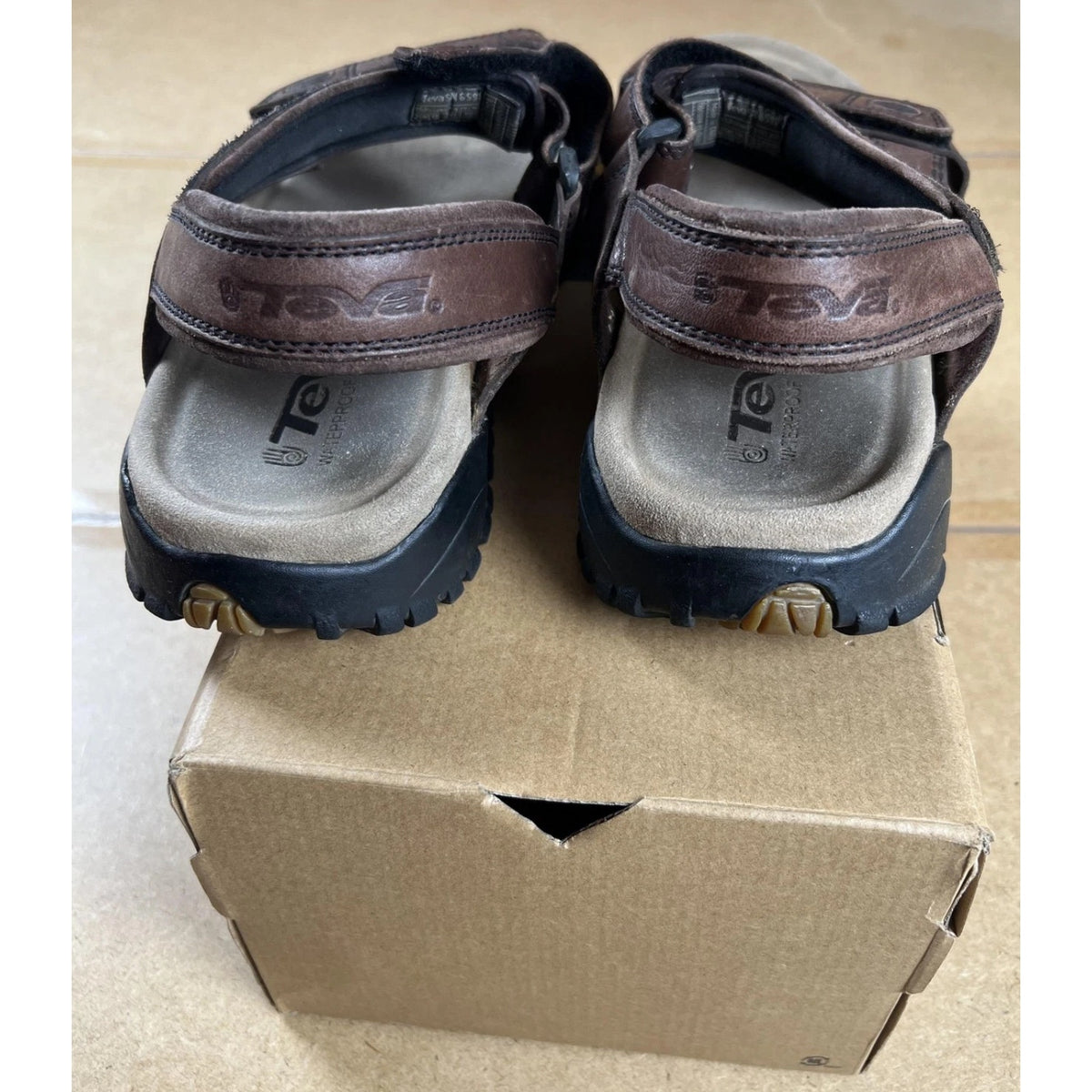 Teva Terra FI 5 Universal Sandals Mens US 12 Brown Leather Outdoor Shoes