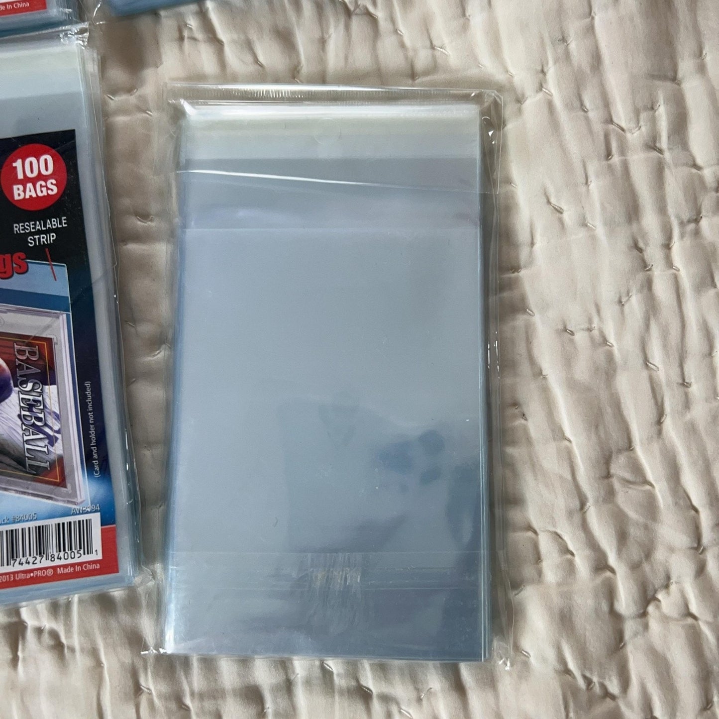 Ultra PRO One-Touch Resealable Bags 100 Bags Standard Clear Plastic Lot