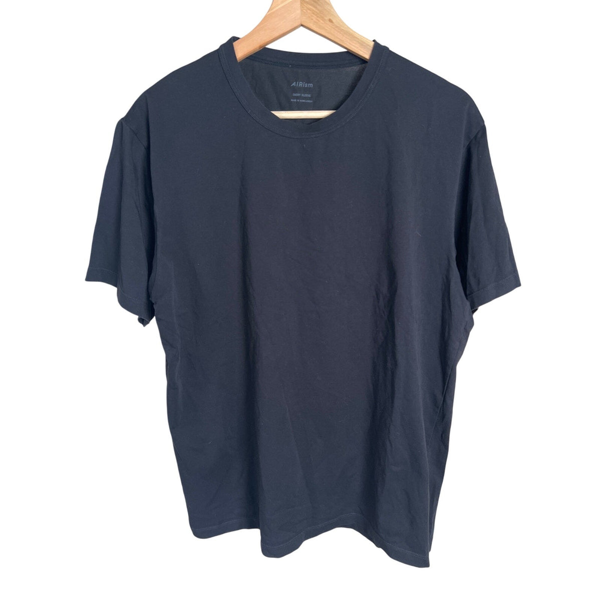 Uniqlo AlRism Short Sleeve Black Women T-shirt Size Medium