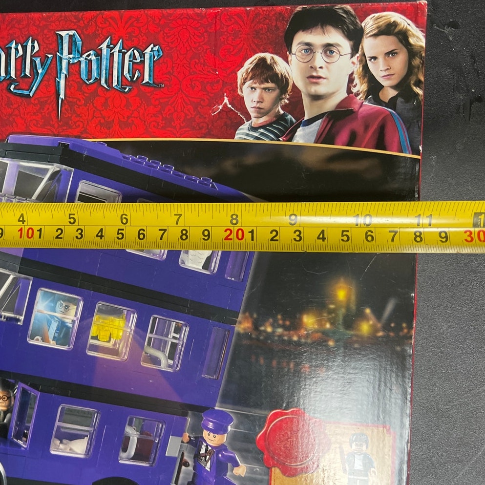 LEGO 2011 Harry Potter: The Knight Bus