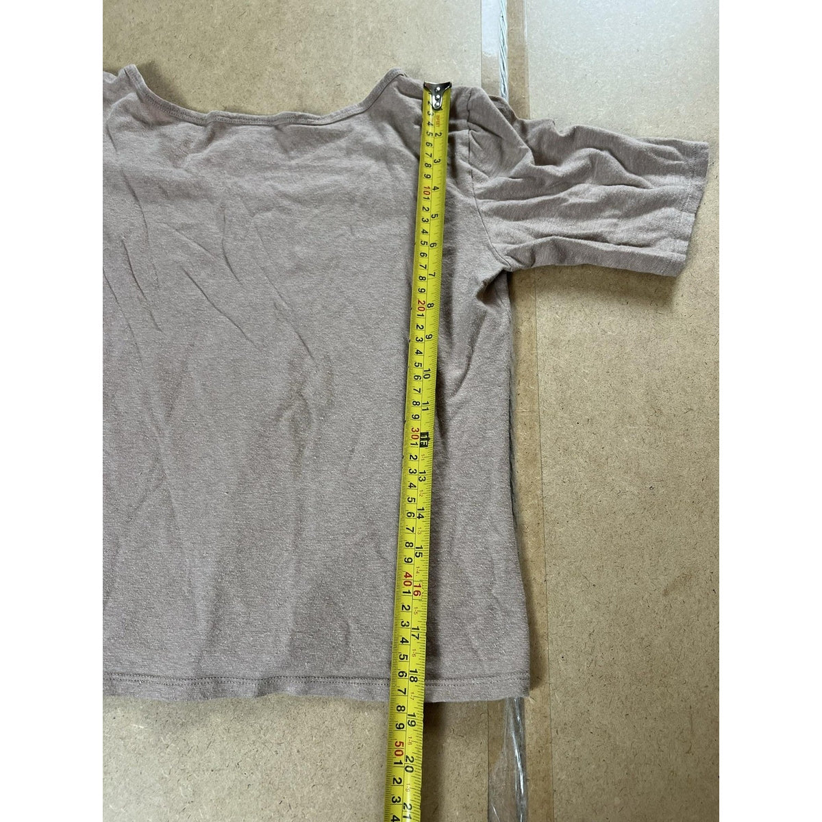 Patagonia T-Shirt Womens S Beige Scoop Neck Lightweight Jersey Casual Relaxed