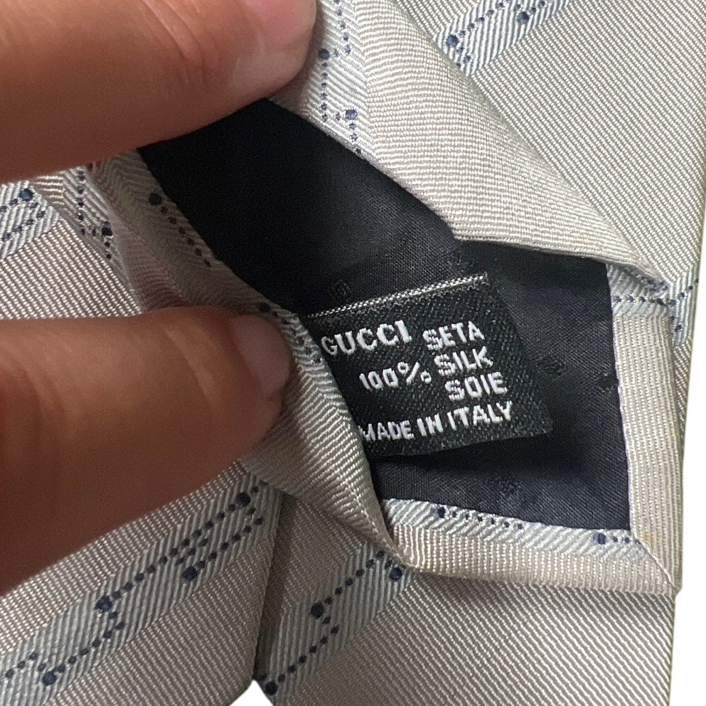 Gucci Made In Italy 100% Silk Pattern Tie Gray Blue
