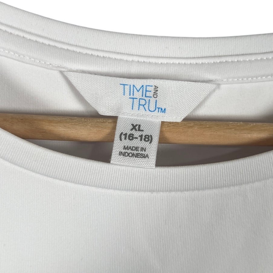 Time & Tru NWT Blank White Essenstial T-shirt Size XL
