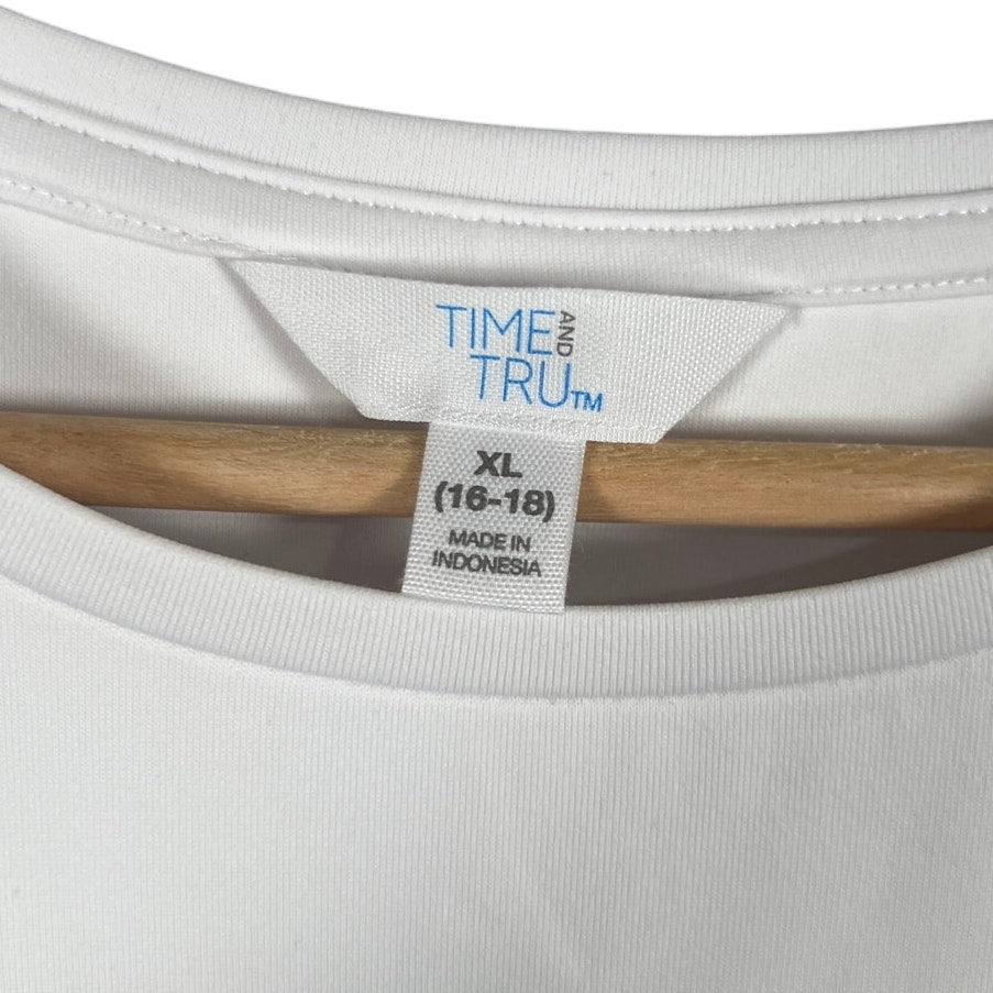 Time & Tru NWT Blank White Essenstial T-shirt Size XL