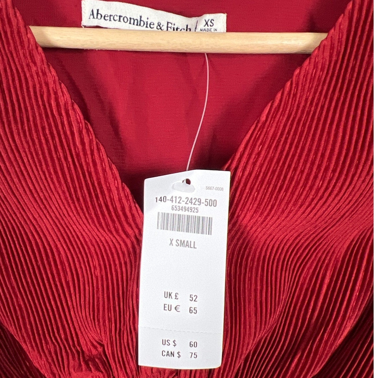 Abercrombie & Fitch XS NWT Red NWT Long-Sleeved Easy Waist Satin Top