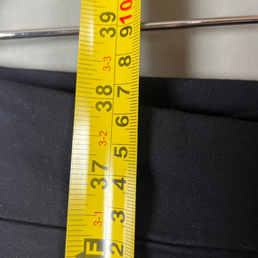 Lululemon Size 13 Women Black Stretch Pull On High Rise Yoga Cropped Leggings