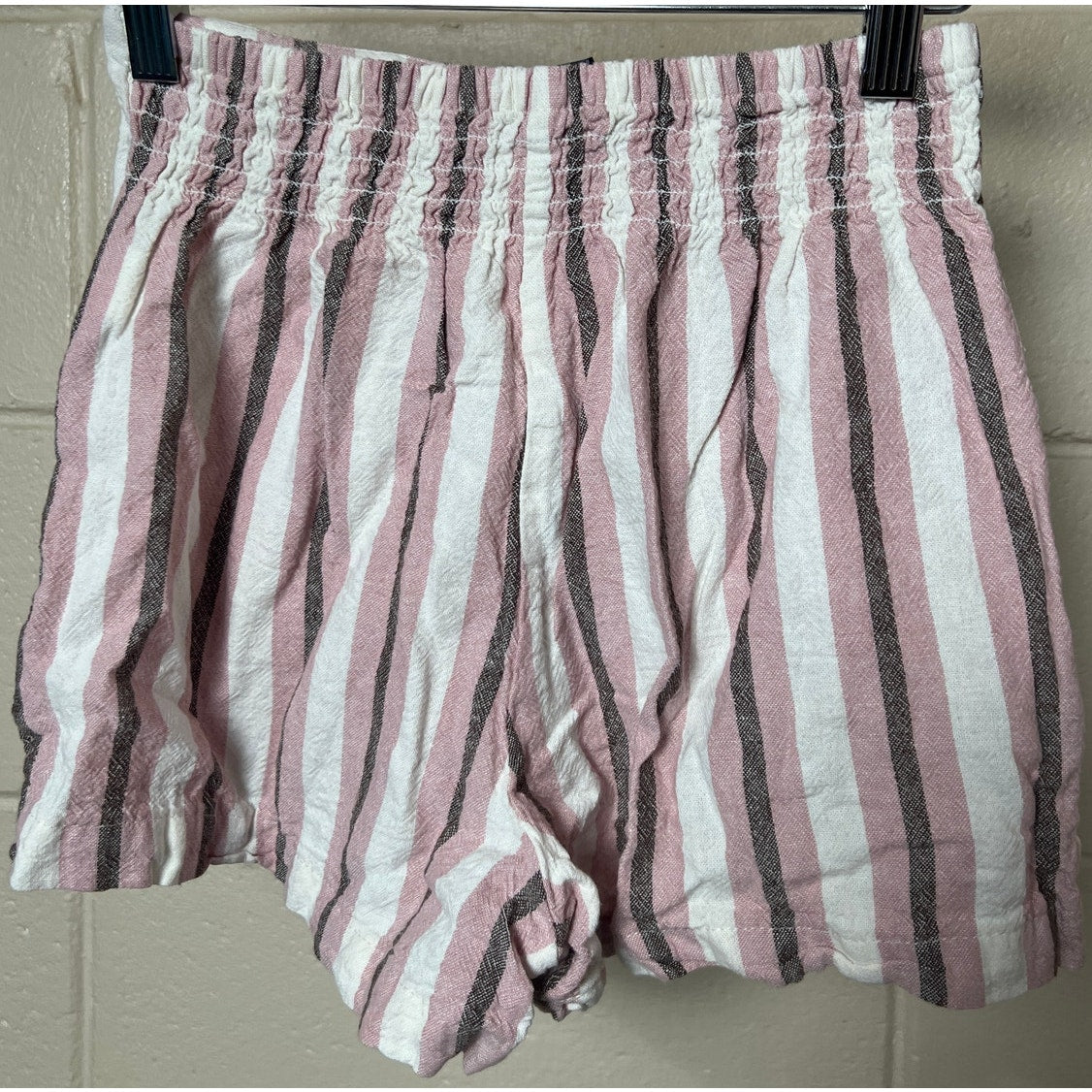 Streetwear Society Size Small Women Striped Shorts