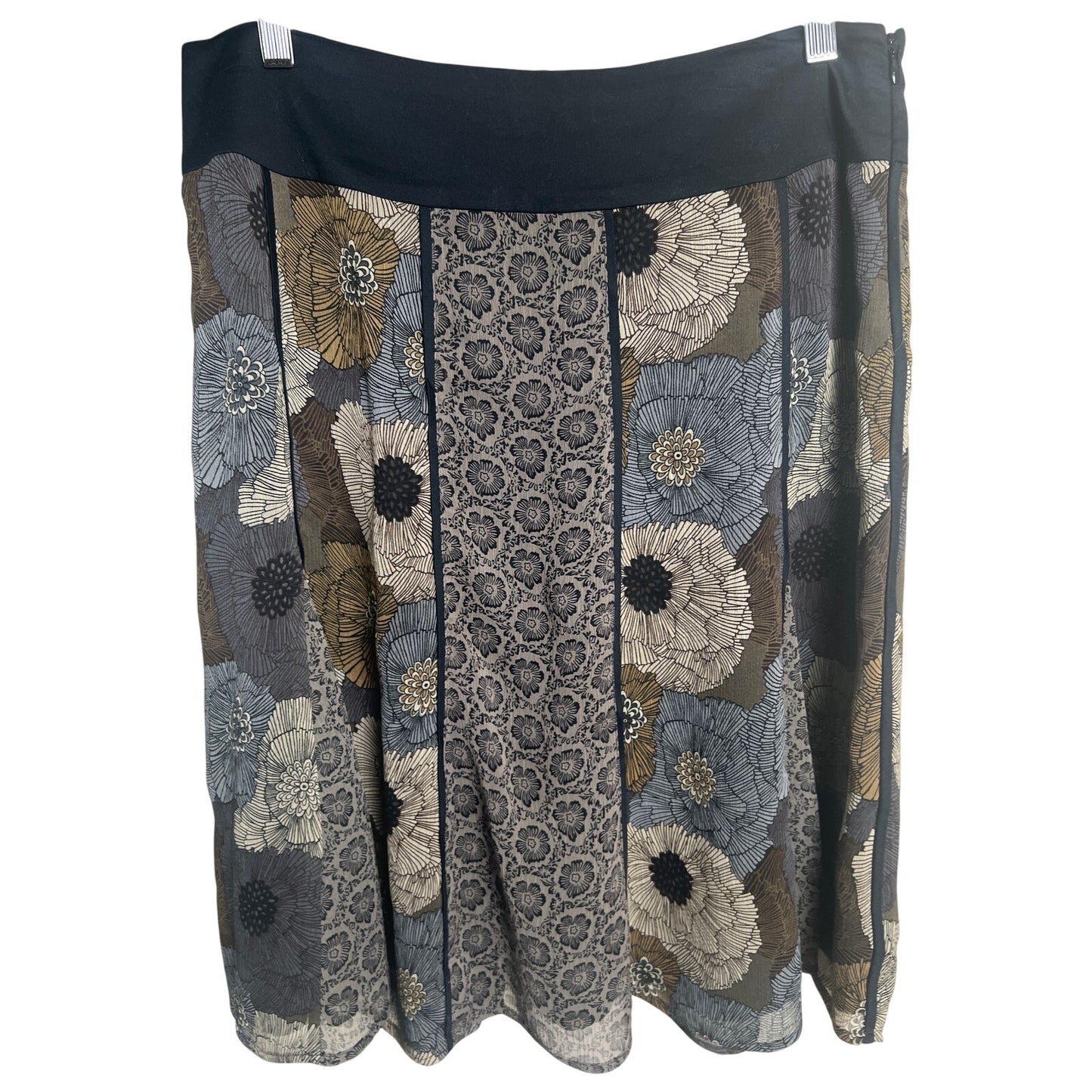 Tribal Women’s Knee Length Flare Skirt Dark Floral Size 8