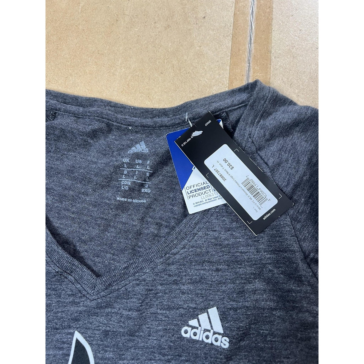 Adidas T-Shirt Womens L Gray V-Neck Raglan MNUFC MLS Soccer Official Licensed
