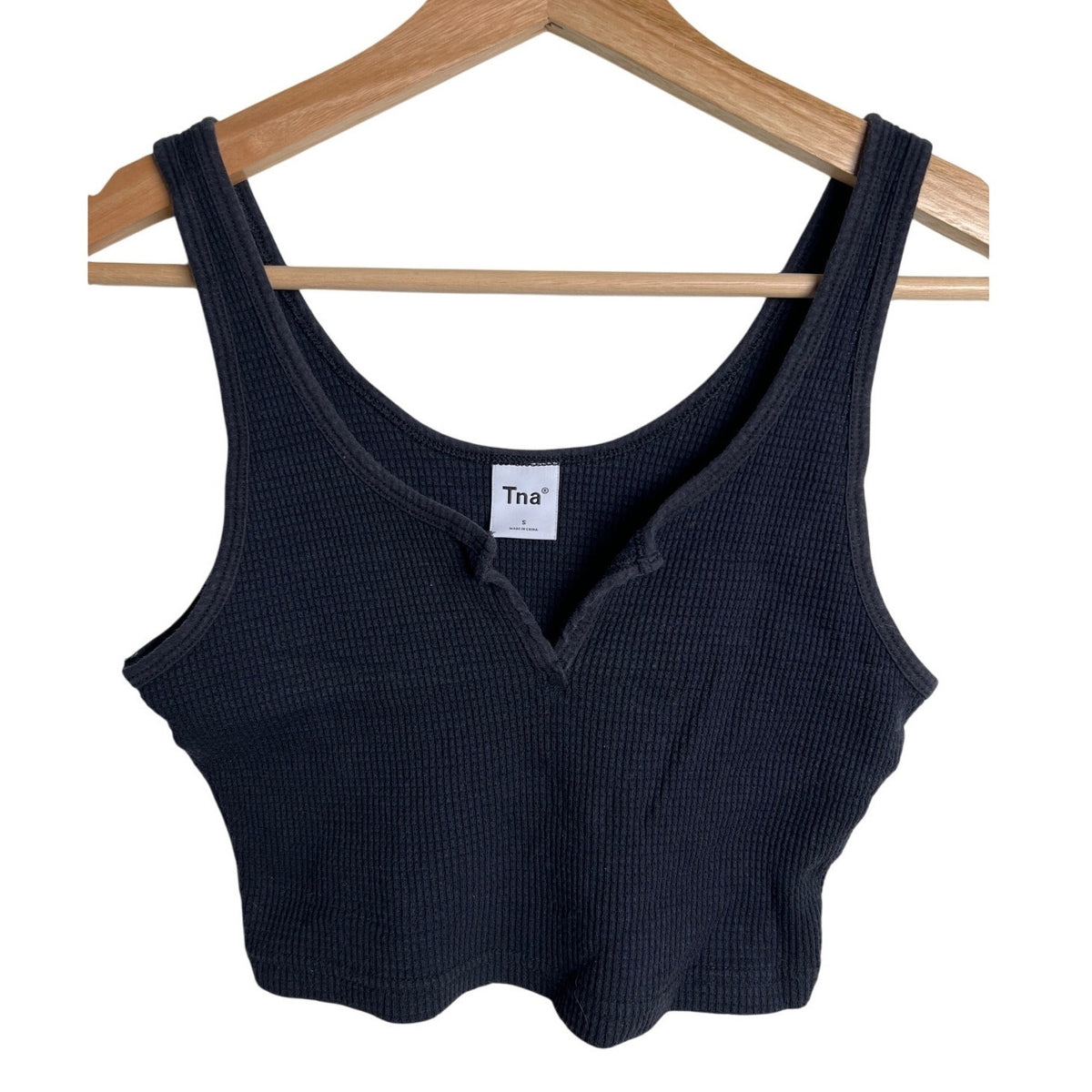 Aritzia TNA Waffle Notch Tank Top in Black size S