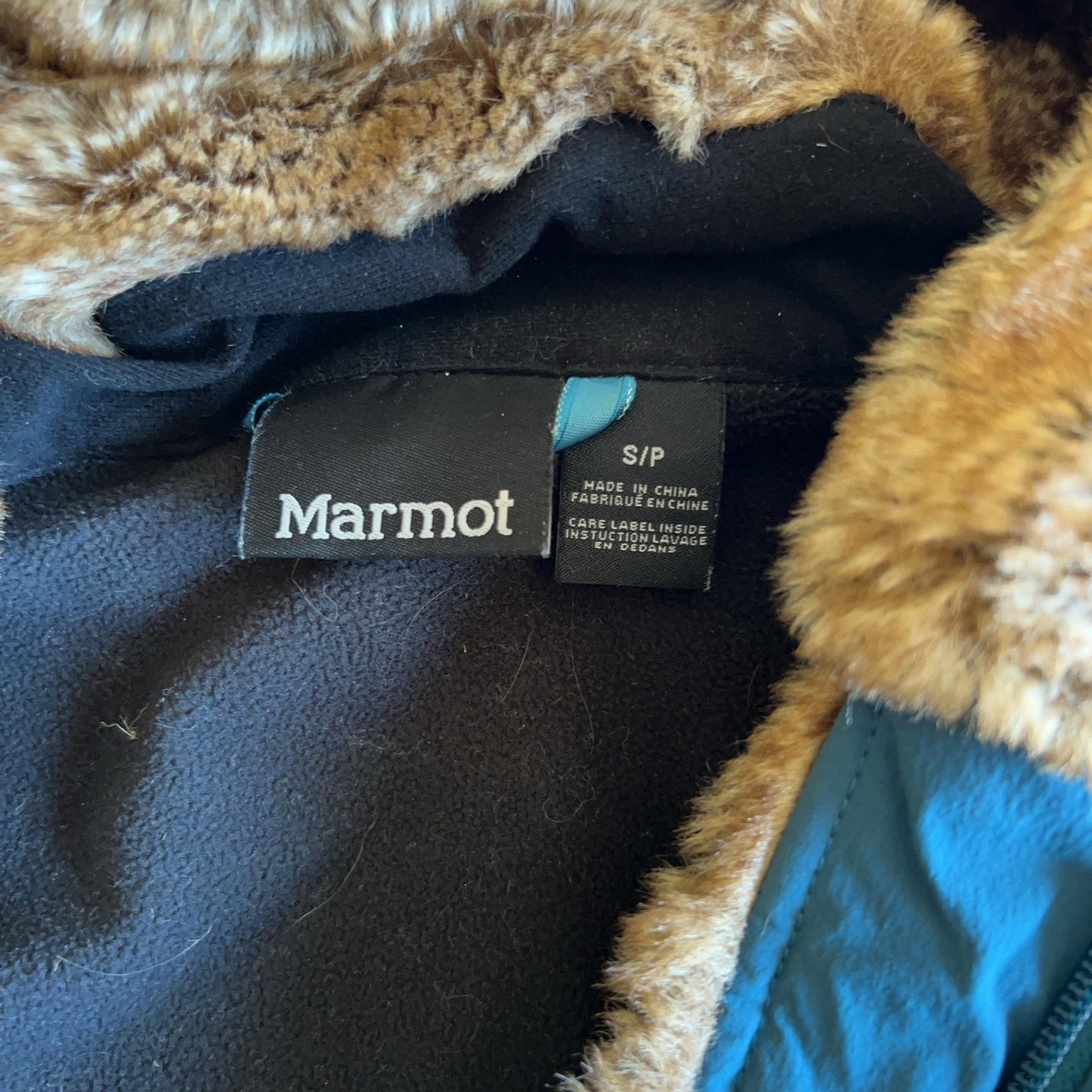 Marmot Vest Womens S Blue Hooded Lined Faux Fur Pockets Slim Winter Fleece