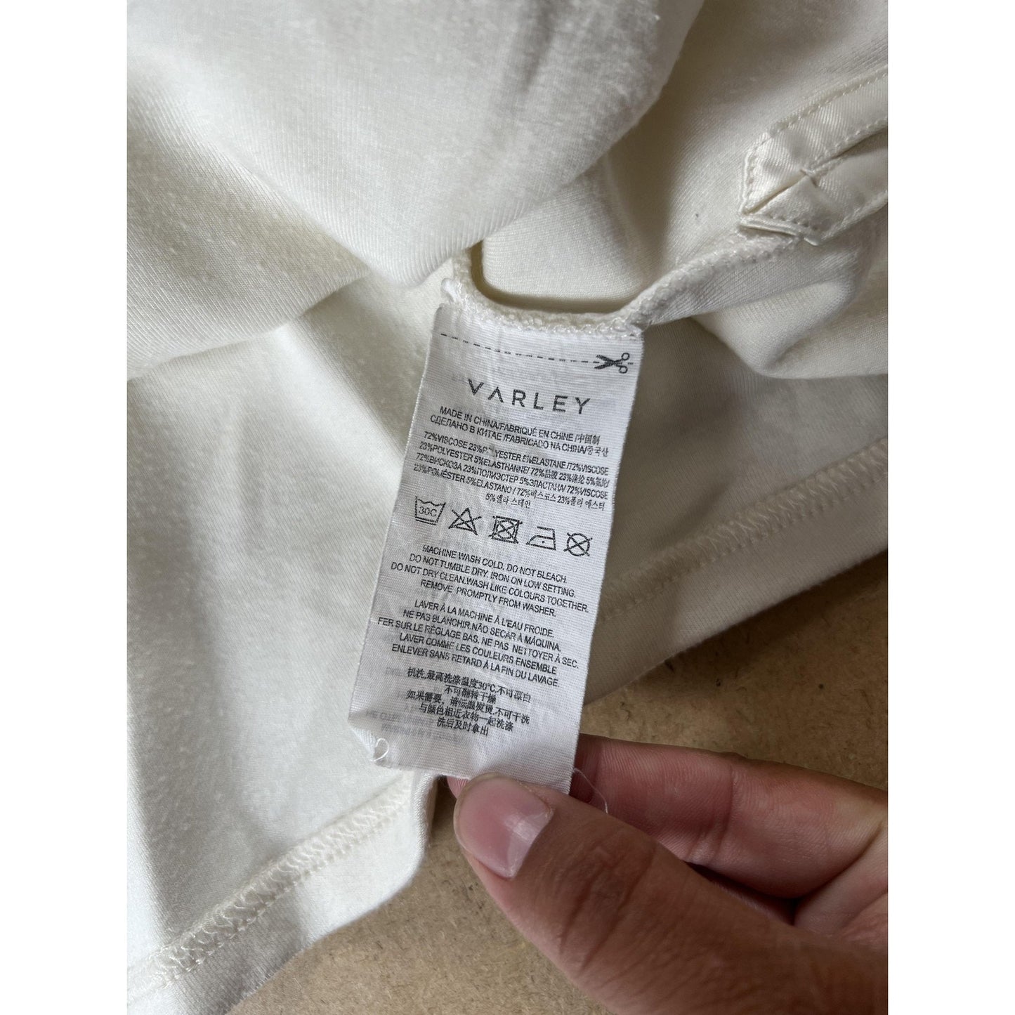 Varley Sweater Womens M White Pullover Mock Neck Lightweight Stretch Raglan